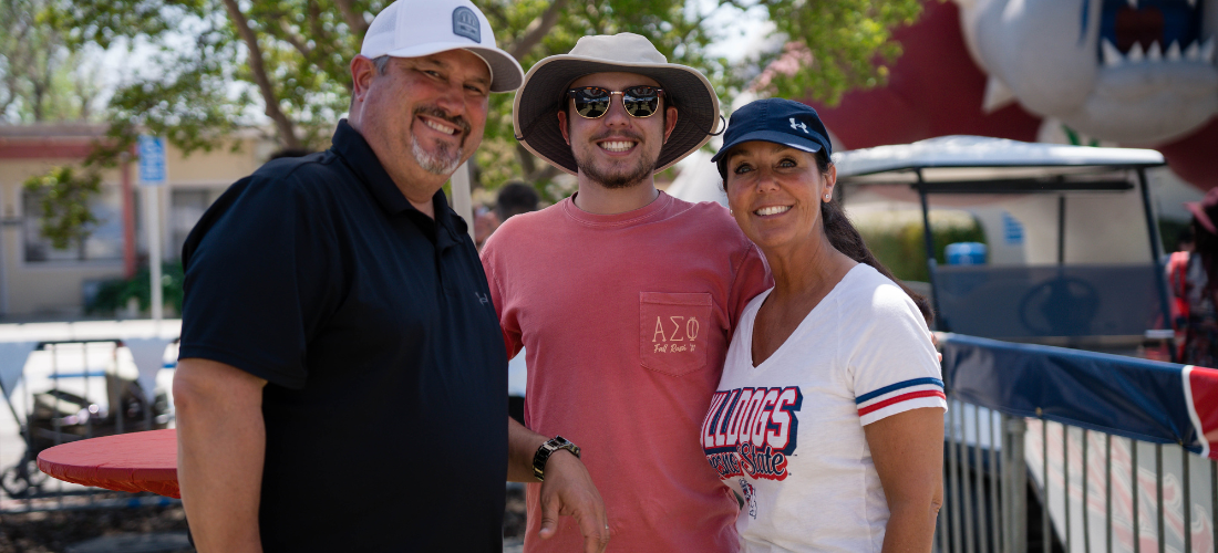 Bulldog alumni family